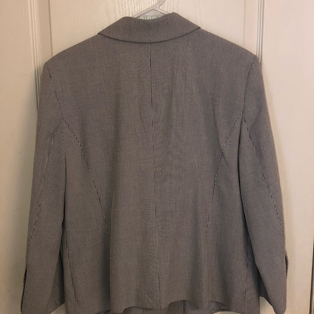 Ann Taylor Jacket - Picture 3 of 3